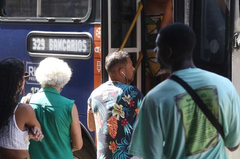 Covid-19: Brasil tem 1.310 casos e 10 mortes em 24 horas