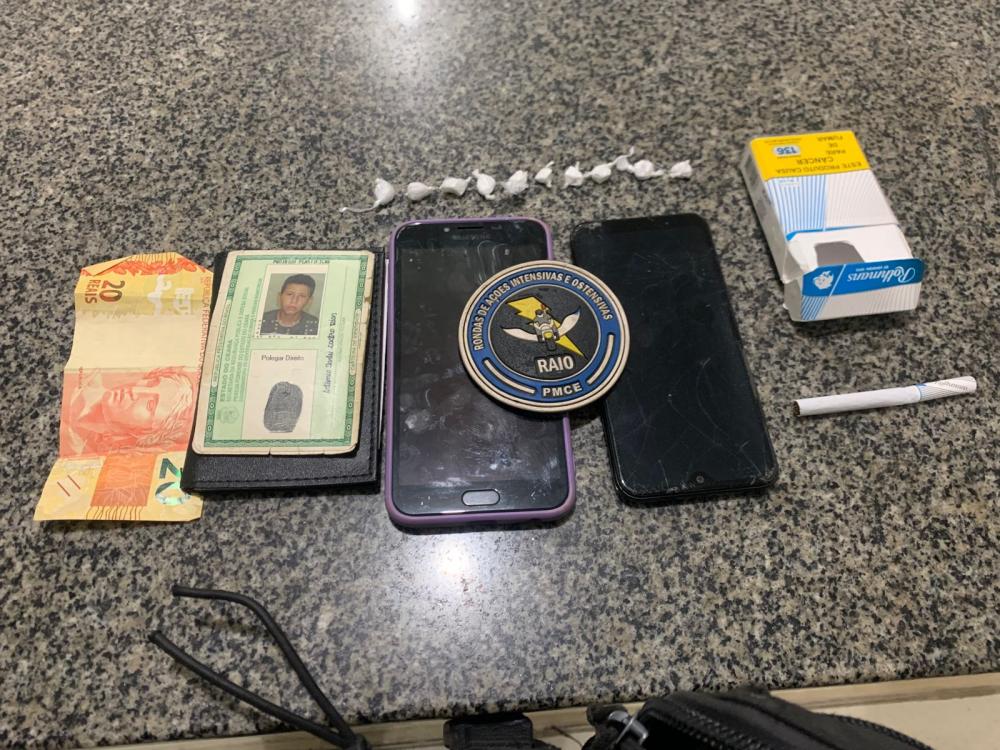 CPRaio conduz dois jovens com drogas para a Delegacia