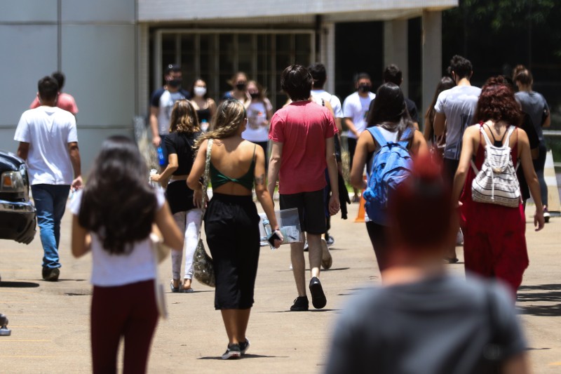 Enem será aplicado neste domingo em mais de 1,7 mil municípios