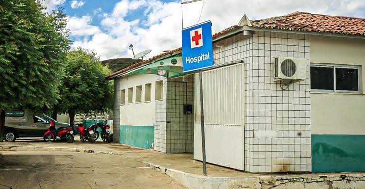 Mulher desorientada é levada ao Hospital Municipal