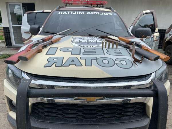 COTAR apreende quatro armas de fogo nas cidades de Mombaça e Piquet Carneiro