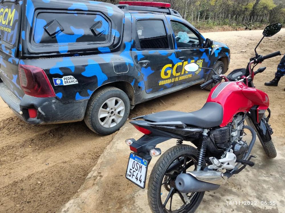 Moto que fora roubada é encontrada na Zona Rural