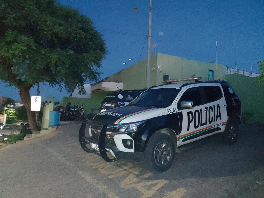 Moradora de rua é agredida a faca no Bairro Alto Brilhante em Tauá