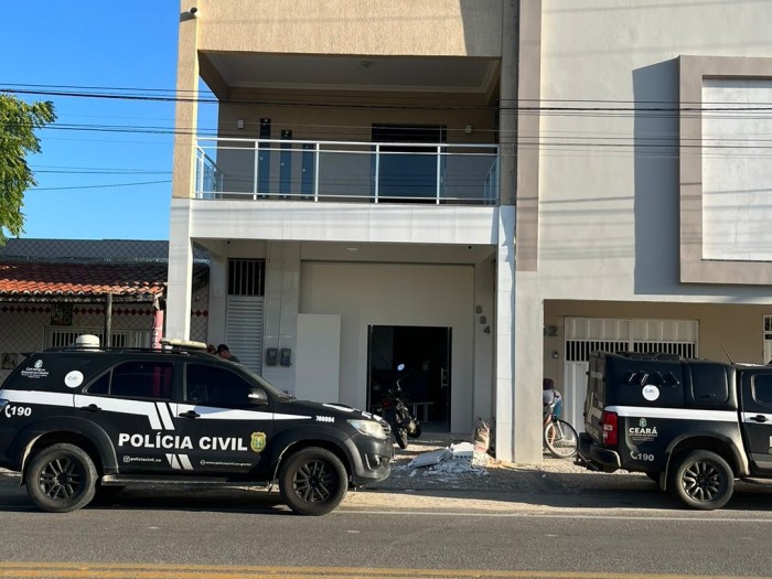 Polícia Civil apreende veículos e bloqueia imóveis avaliados em mais de R$ 1 milhão durante ação em Quixadá