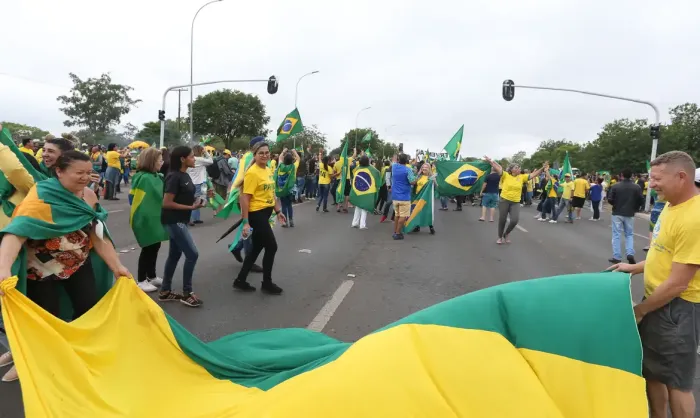 Moraes valida 21 acordos com investigados pelo 8 de janeiro