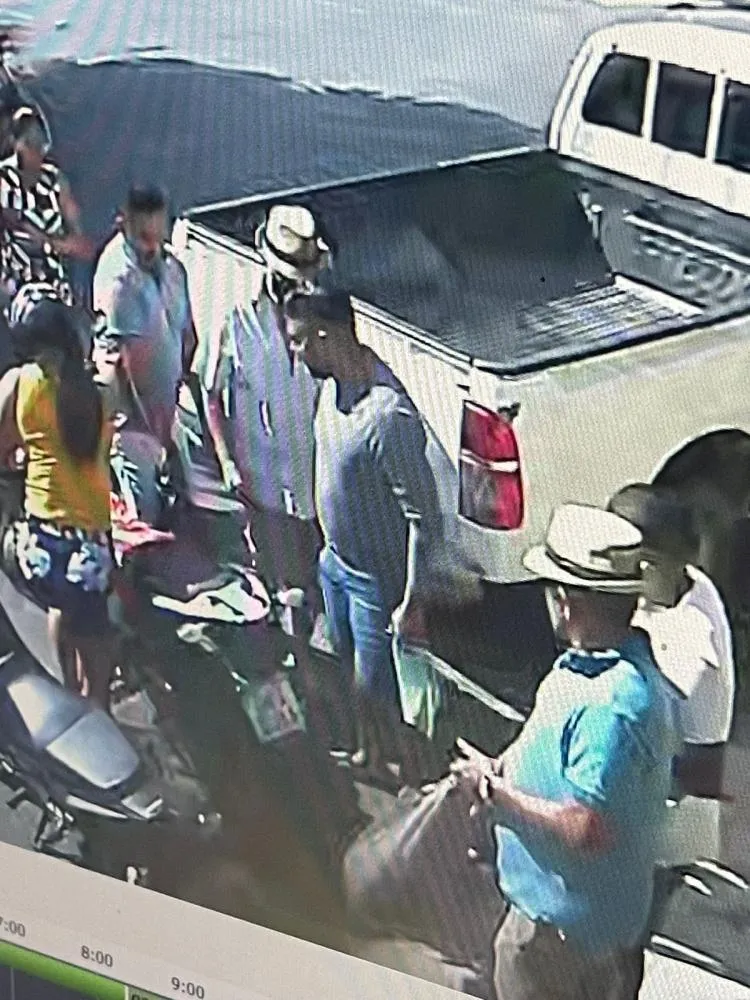 Comerciante é roubado em plena via pública