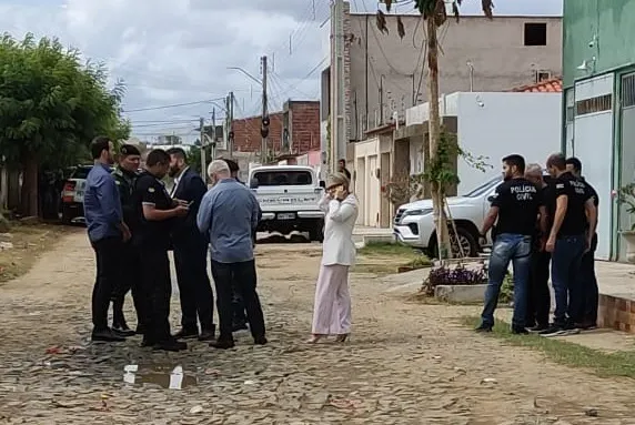 Policial é baleado no Bairro Vila Holanda