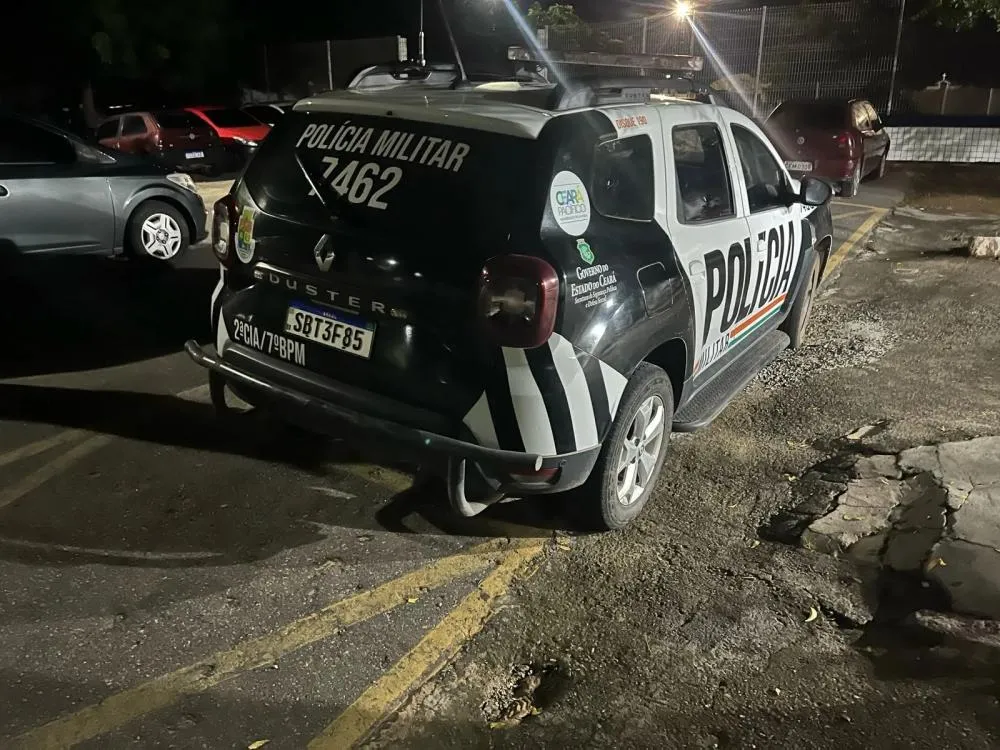 Homem é preso ao dirigir embriagado