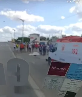 Acidente entre caminhão e moto deixa vítima fatal