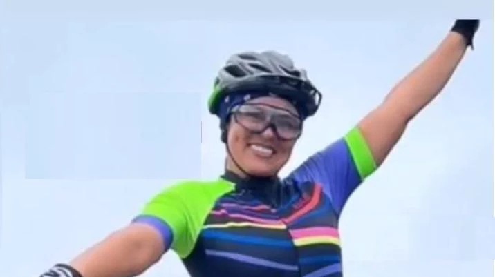 Ciclista morre em colisão contra caminhão em Quixadá