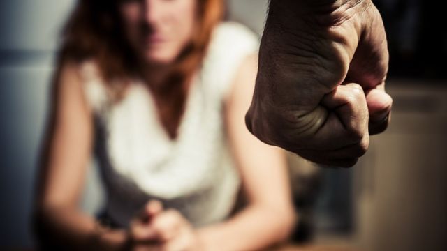 Mulher é agredida pelo ex-companheiro no Bairro Vila Azul