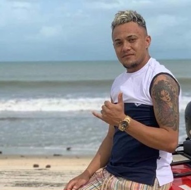 Passageiro é executado a tiros dentro de um ônibus