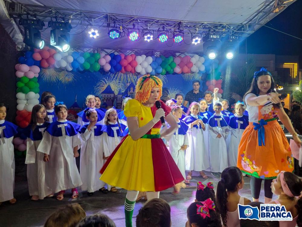 Prefeitura realiza festa para a criançada