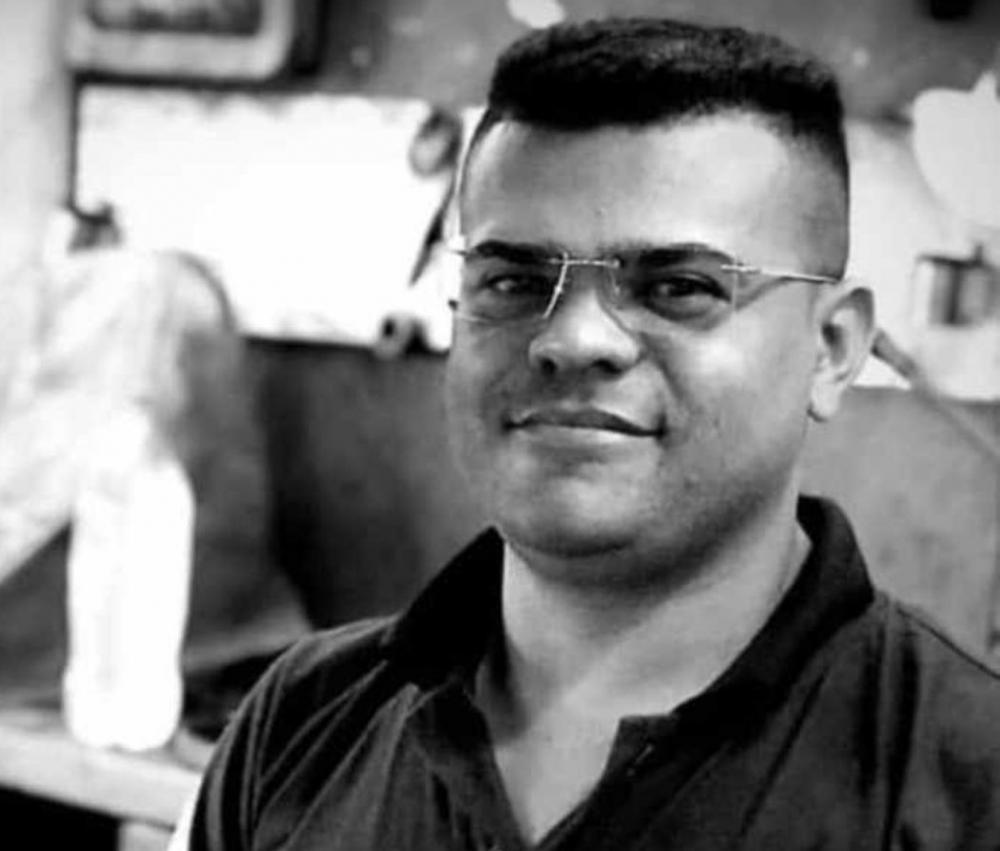 Mecânico é encontrado morto com um tiro na cabeça
