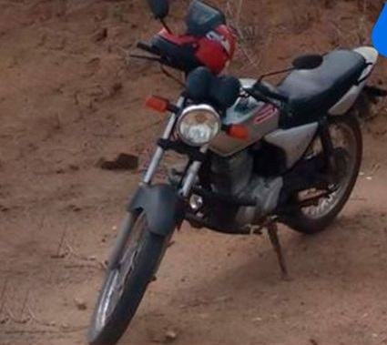 Moto tomada de assalto, ainda não encontrada