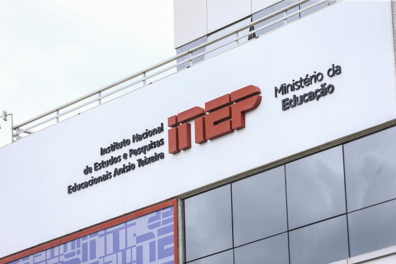 Ensino a distância cresce 474% em uma década, diz Inep